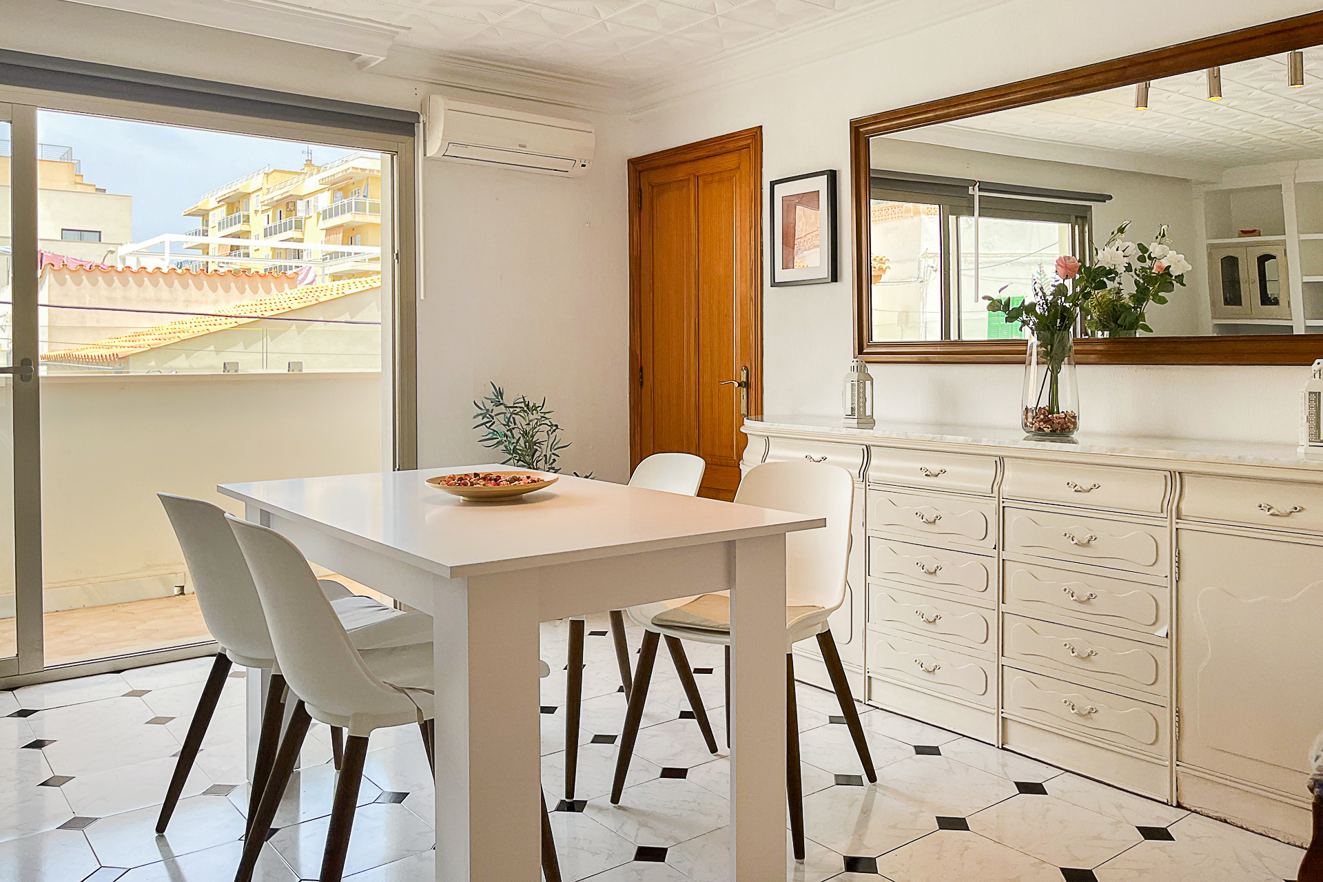 Frisch renovierte Maisonette-Wohnung mit Dachterrasse und Grillecke im 1. OG, 07590 Cala Ratjada (Spanien), Maisonettewohnung