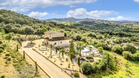 MIT NIESSBRAUCH: Exklusives Landhaus Son Maciá: Moderne Eleganz mit traumhaftem Blick und Privatsphäre,  Manacor (Spanien), Finca