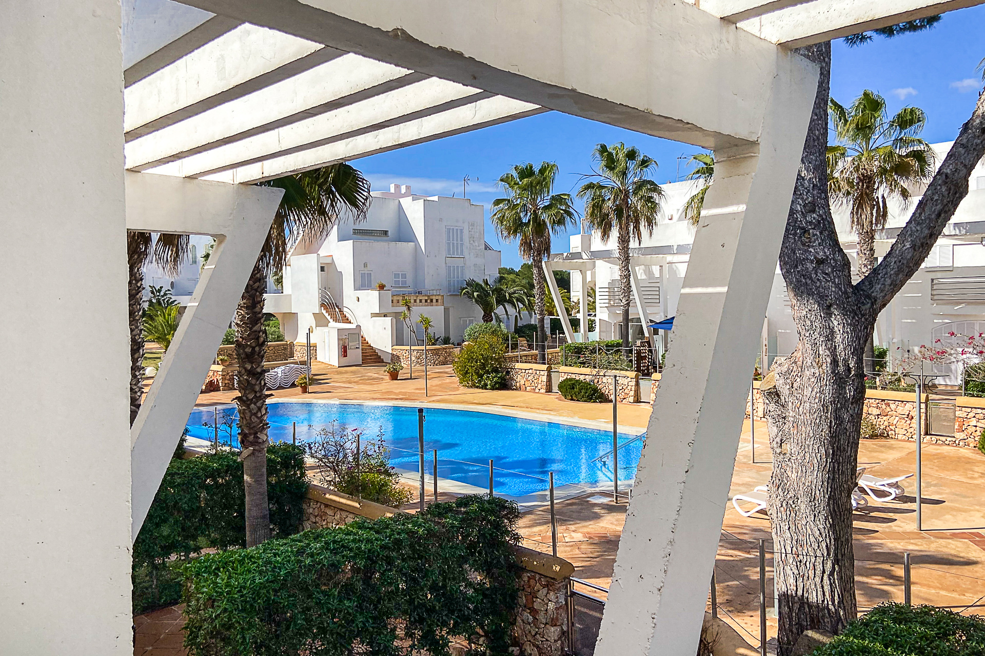 Charming terraced house on 3 levels in popular residential complex and only approx. 300m from the beach, 07691 Cala d'Or (Spain), Terraced house