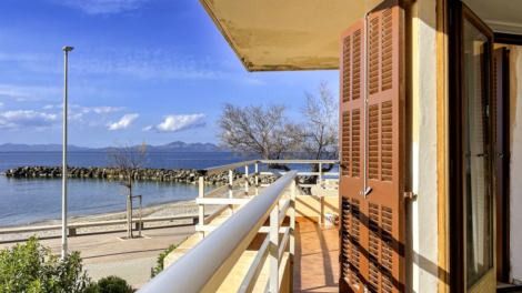 Lichtdurchflutete Wohnung mit 4 Schlafzimmern, Meerblick und Gartenanteil, 07579 Colònia de Sant Pere (Spanien), Etagenwohnung