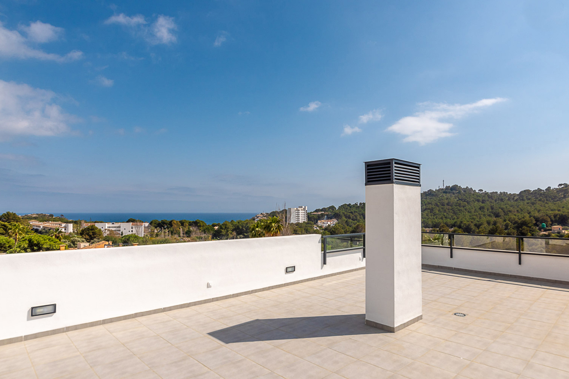 Unique opportunity! New penthouse flat with private roof terrace, sea view and community pool, 07589 Font de Sa Cala (Spain), Penthouse
