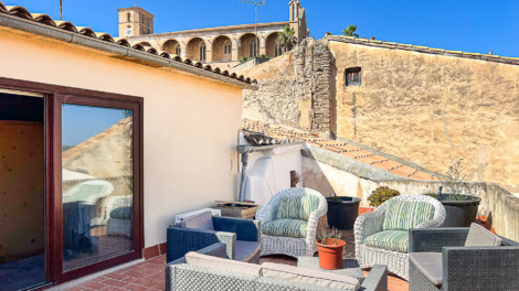 Stylish townhouse with 4 bedrooms, sauna, garage and terrace with panoramic views, 07570 Artà (Spain), Town house