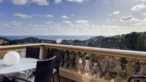 Charmante Wohnung mit beeindruckendem Meerblick und Gemeinschaftspool, 07589 Font de Sa Cala (Spanien), Etagenwohnung